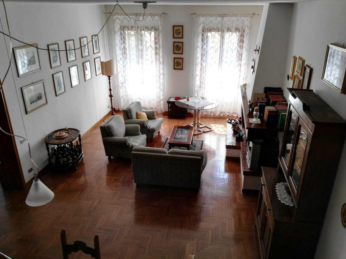 Апартаменты Il Nido Nel Borgo Пратовеккьо Экстерьер фото