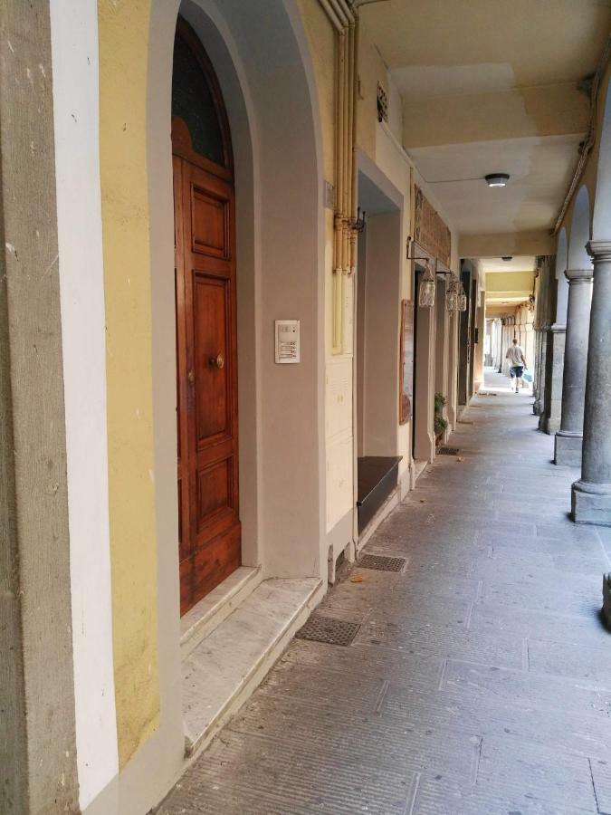 Апартаменты Il Nido Nel Borgo Пратовеккьо Экстерьер фото